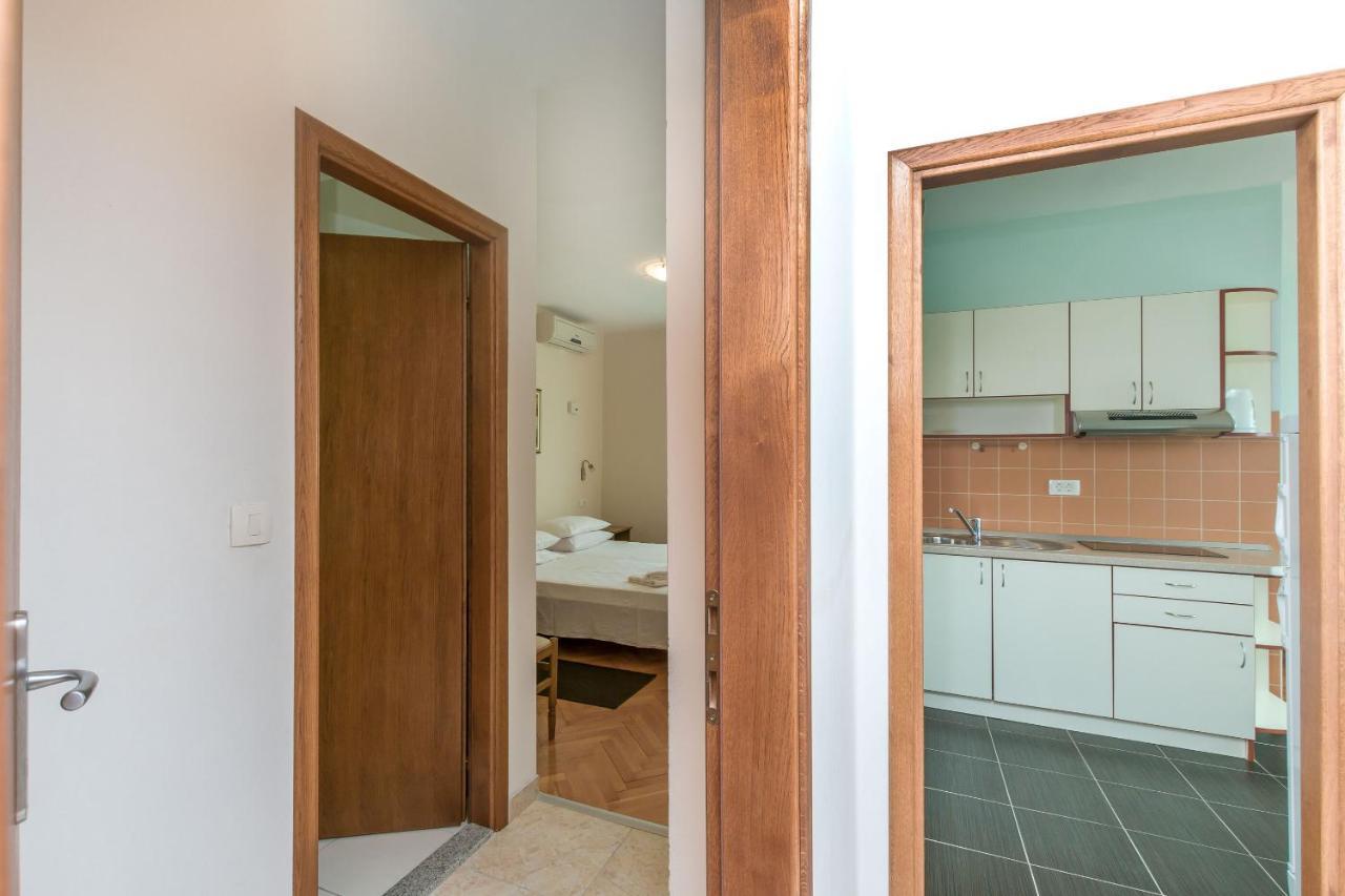 Apartments Marija Duce Exterior photo